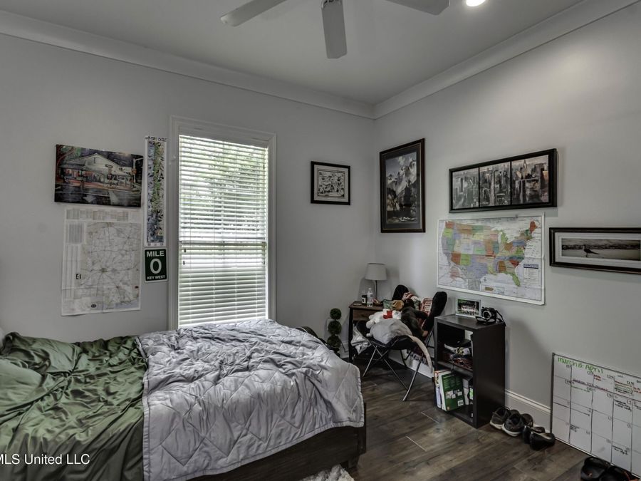 Property Image 43