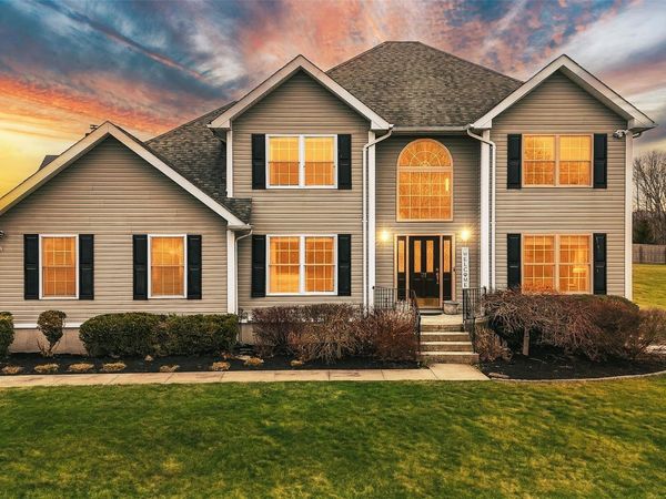 24 DUNTHORNE Drive , Bloomingburg, NY 12721