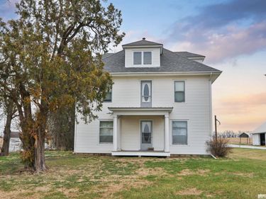 1757 S 52 Road, Talmage, NE 68448
