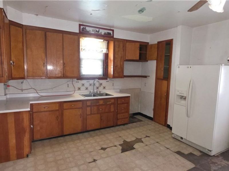 813 N 5th Street, Toronto, OH 43964 Photo 6