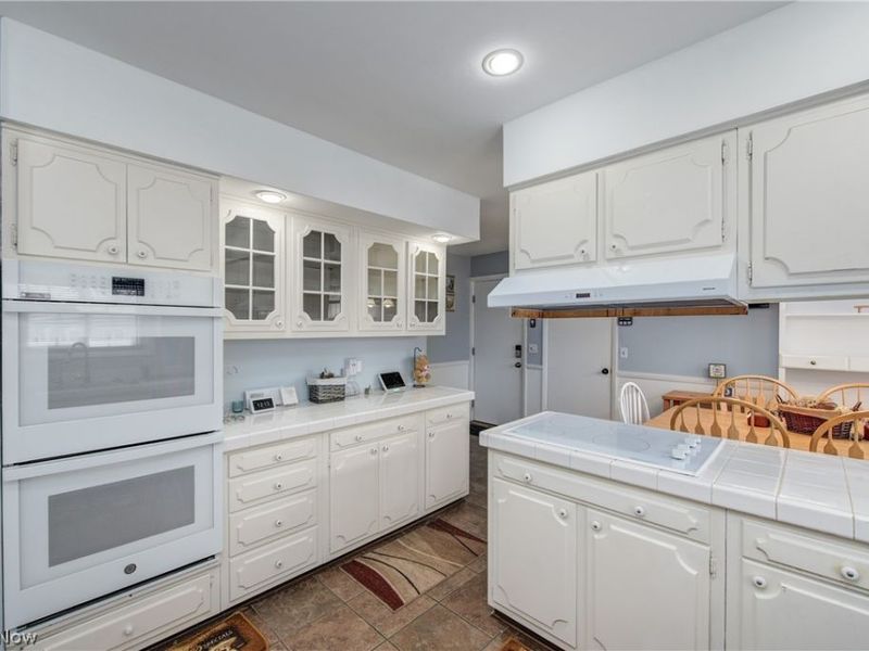 362 Hamilton Circle , Elyria, OH 44035 Photo 16