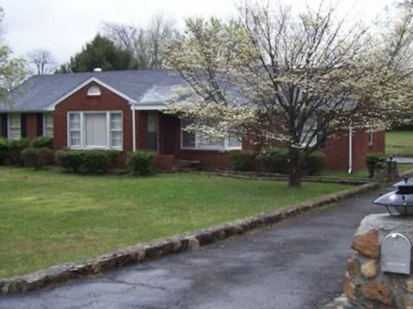 109 Keith Dr , Clarksville, TN 37043