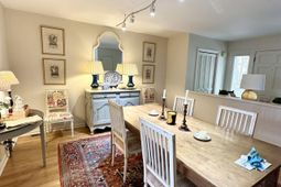 46 Wappoo Creek Place photo 4