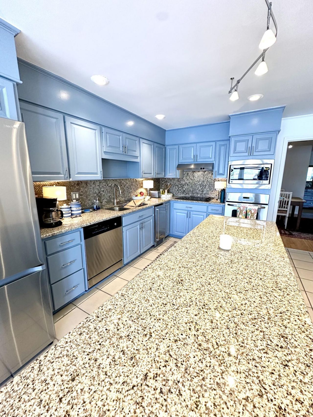 46 Wappoo Creek Place Photo 7