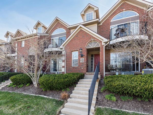 120 W Oakbrook Drive, Ann Arbor, MI 48103