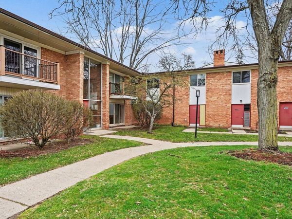 1225 Island Drive, Unit 102, Ann Arbor, MI 48105