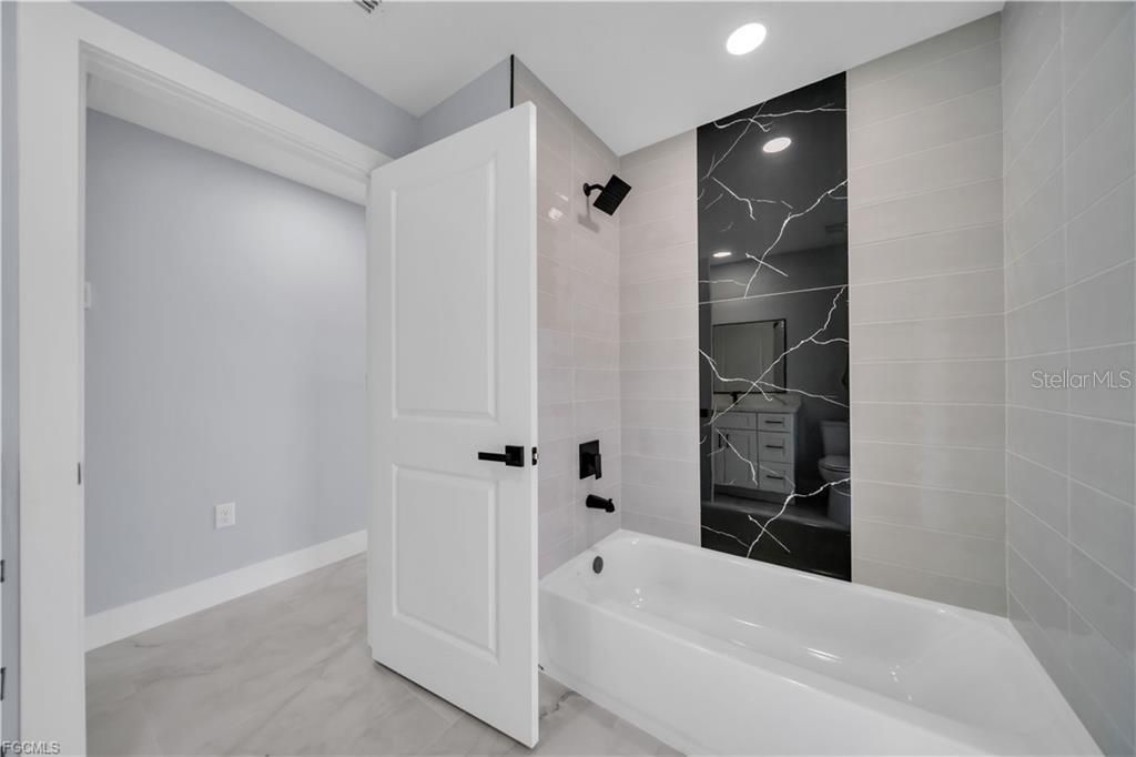 2806 Vera Avenue S, Lehigh Acres, FL 33976 Photo