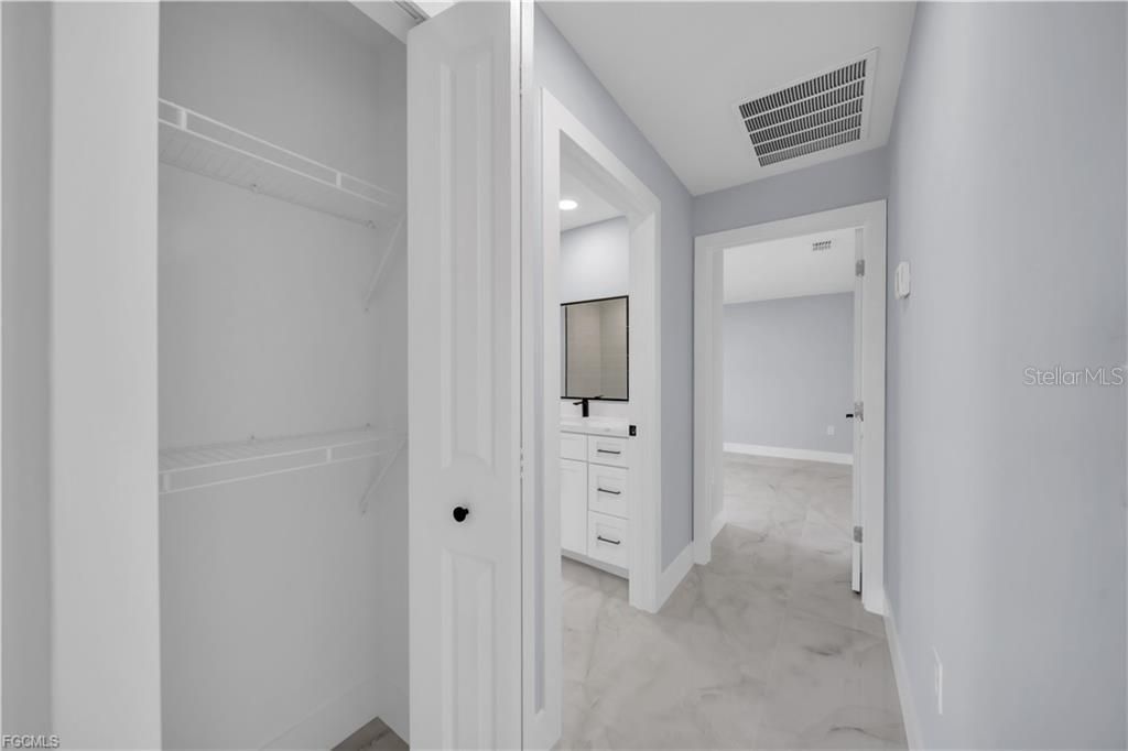 2806 Vera Avenue S, Lehigh Acres, FL 33976 Photo