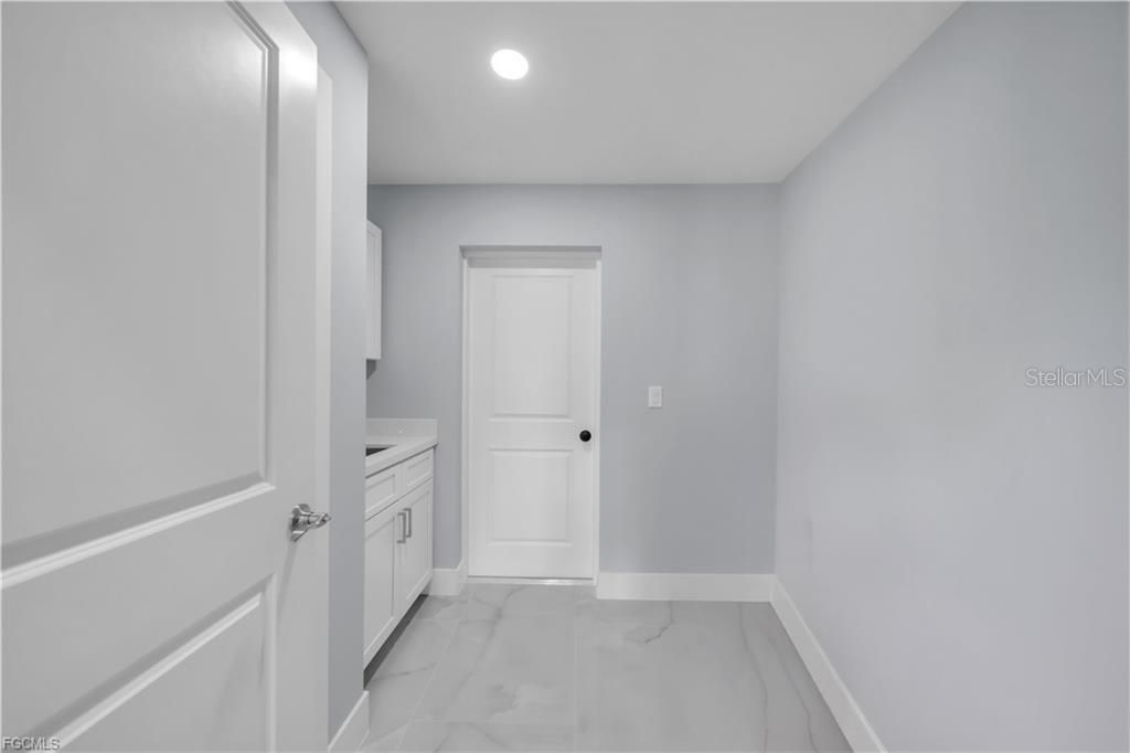 2806 Vera Avenue S, Lehigh Acres, FL 33976 Photo