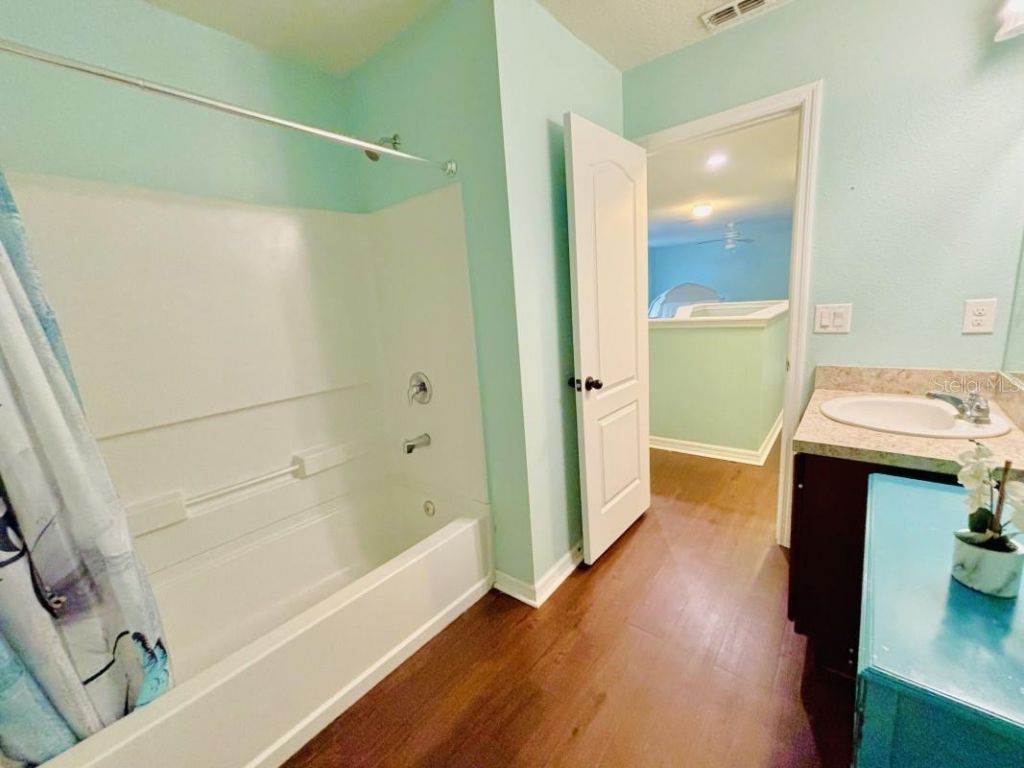 11521 Southern Creek Drive , Gibsonton, FL 33534 Photo