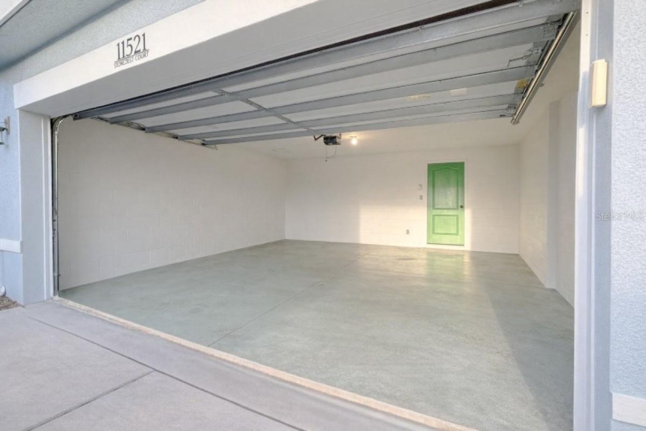 11521 Southern Creek Drive , Gibsonton, FL 33534 Photo