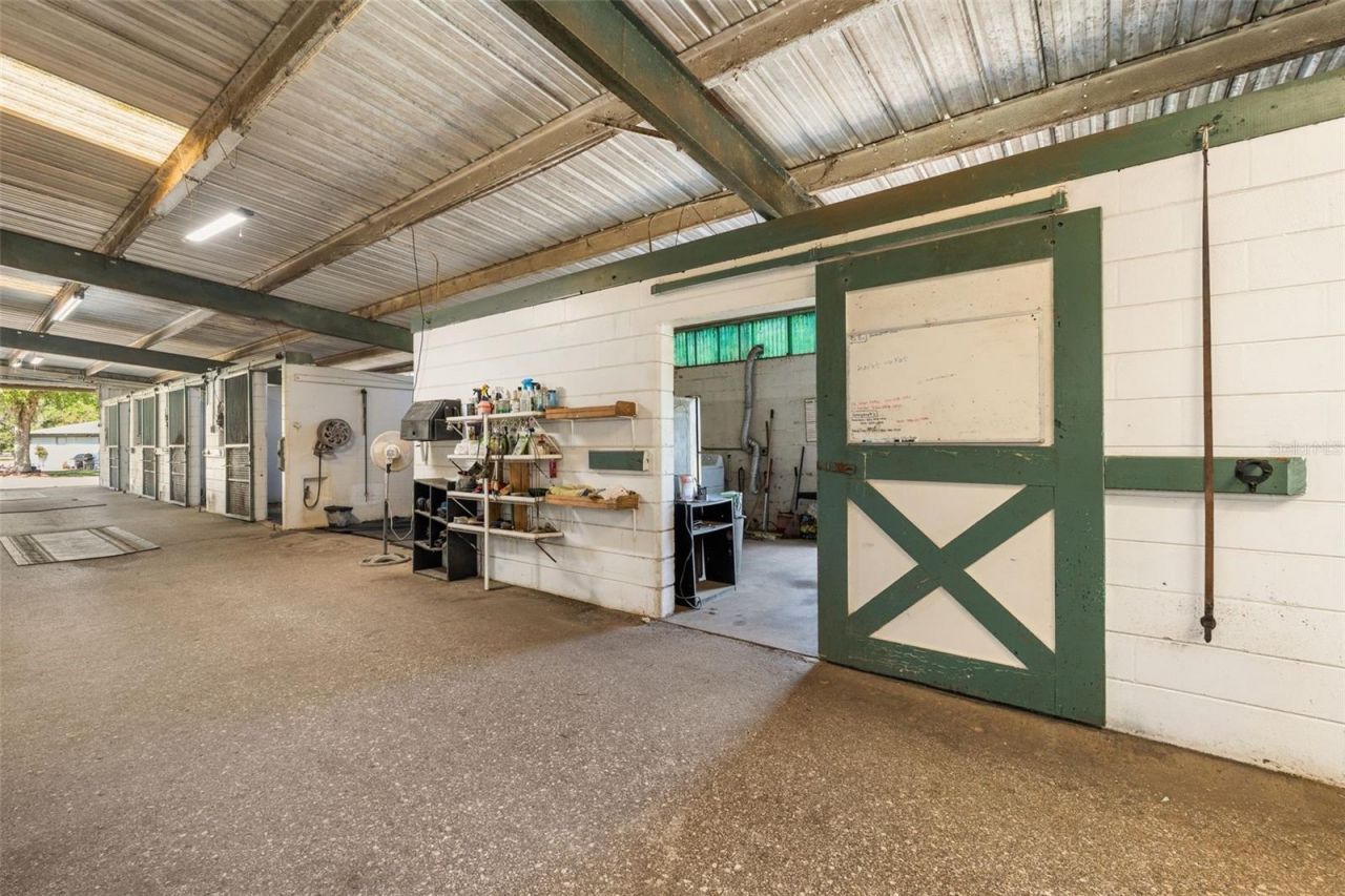 16525 SW 5th Place, Newberry, FL 32669 Photo