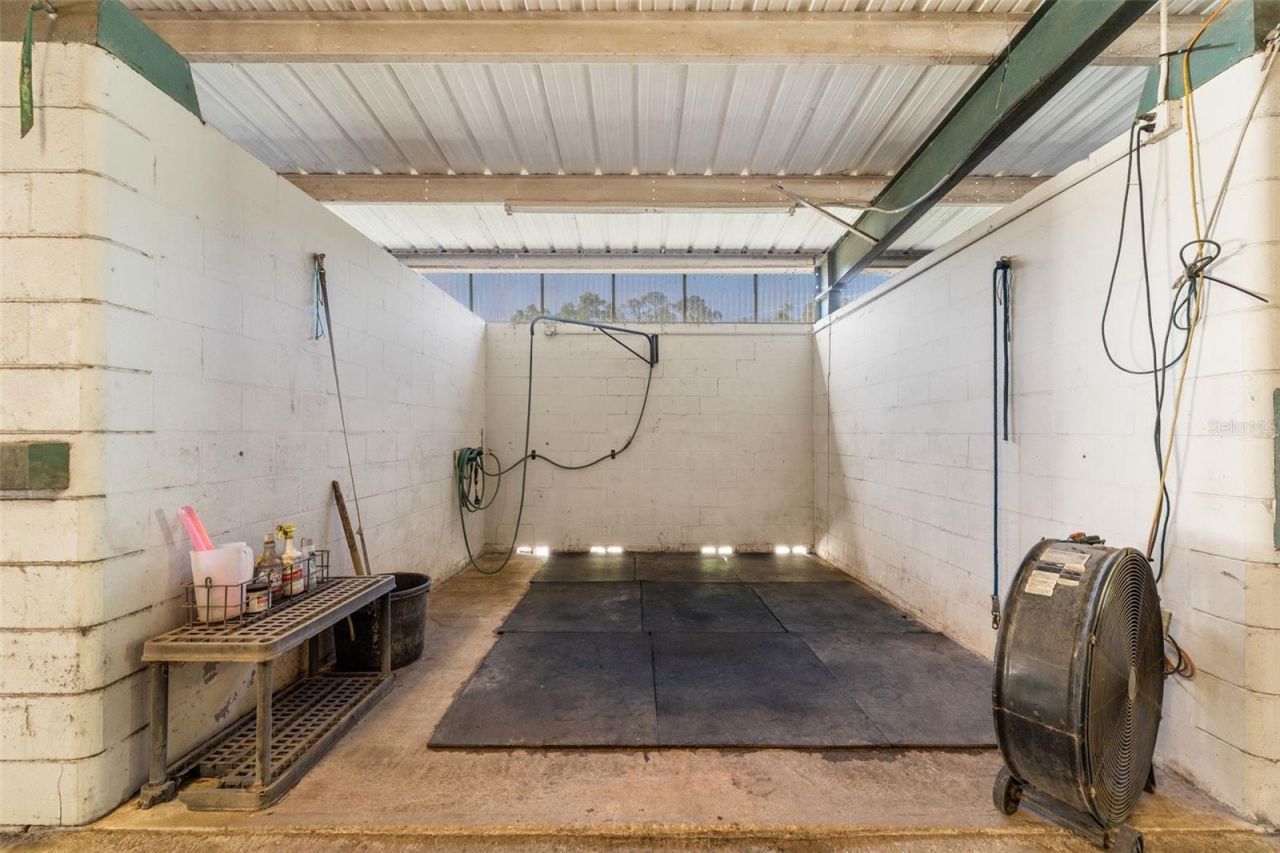 16525 SW 5th Place, Newberry, FL 32669 Photo