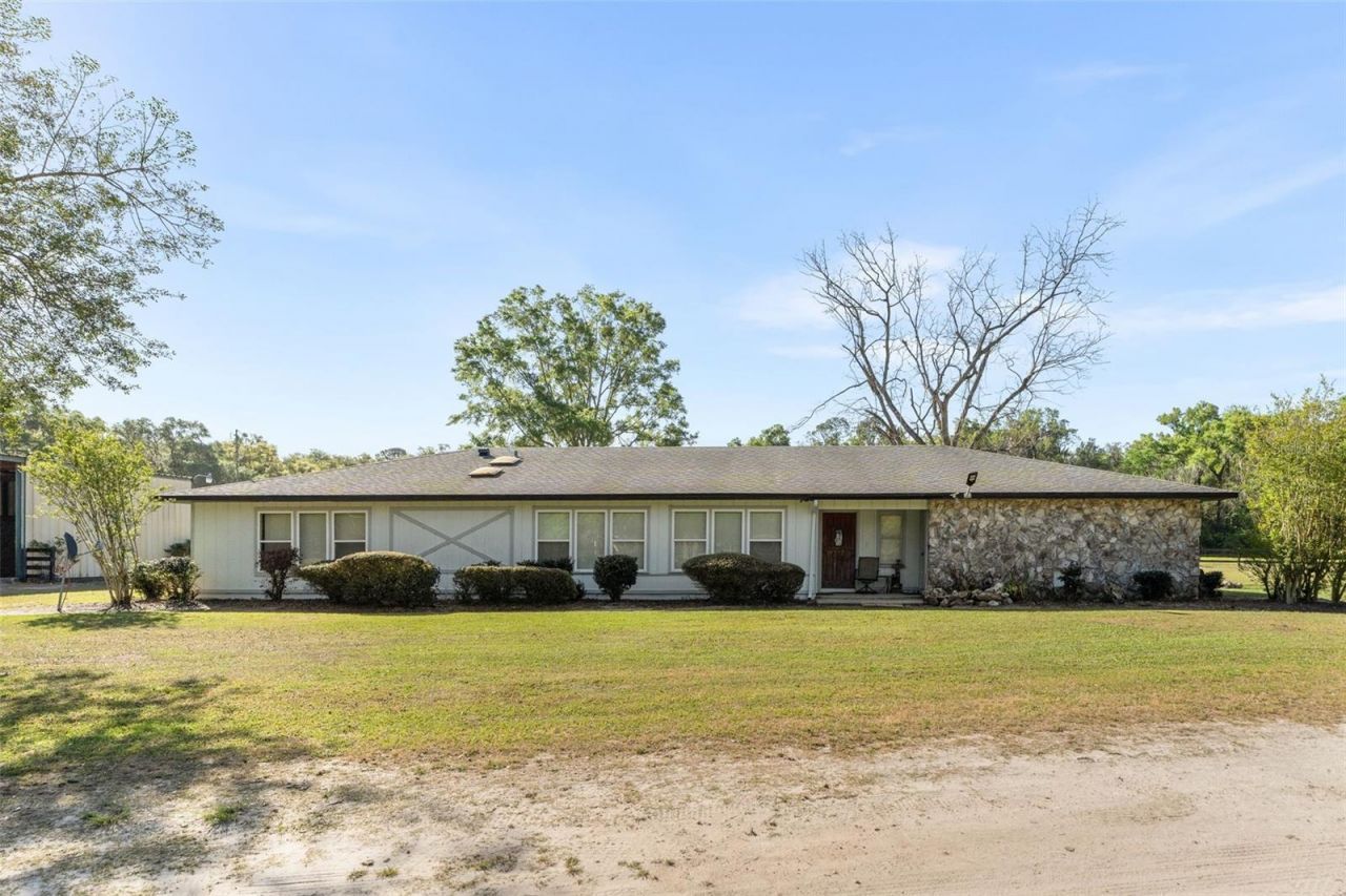 16525 SW 5th Place, Newberry, FL 32669 Photo