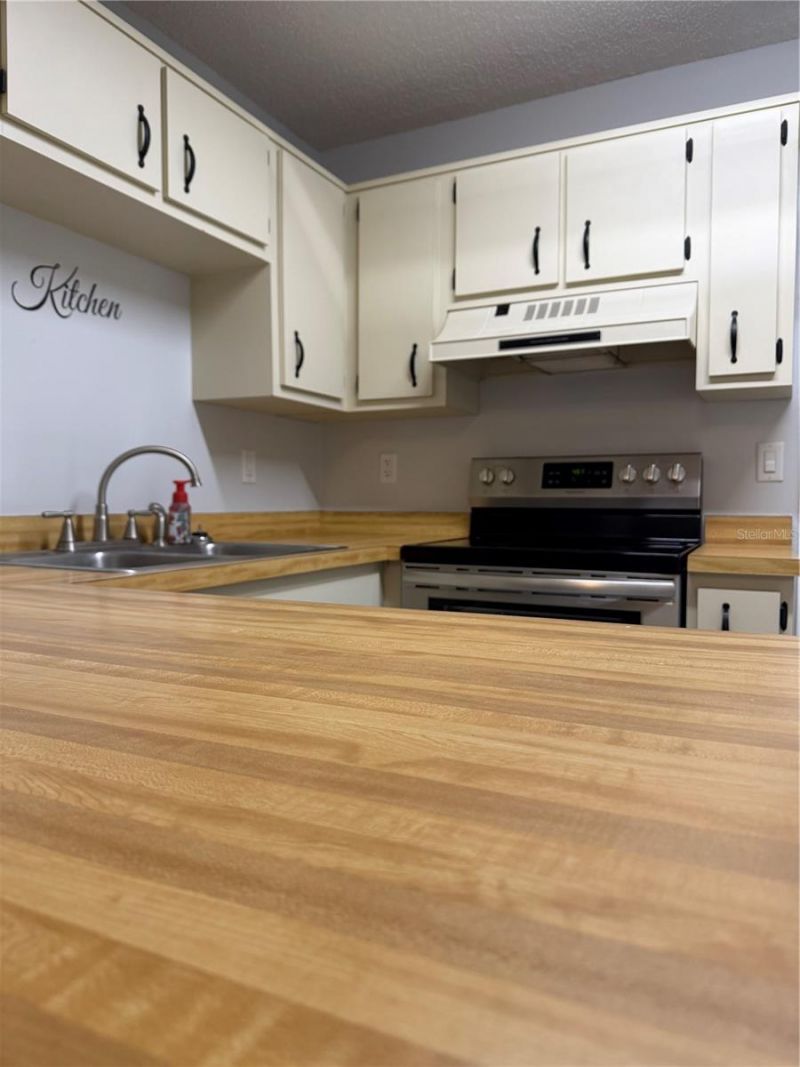 2701 NE 10th Street , Unit 802, Ocala, FL 34470 Photo