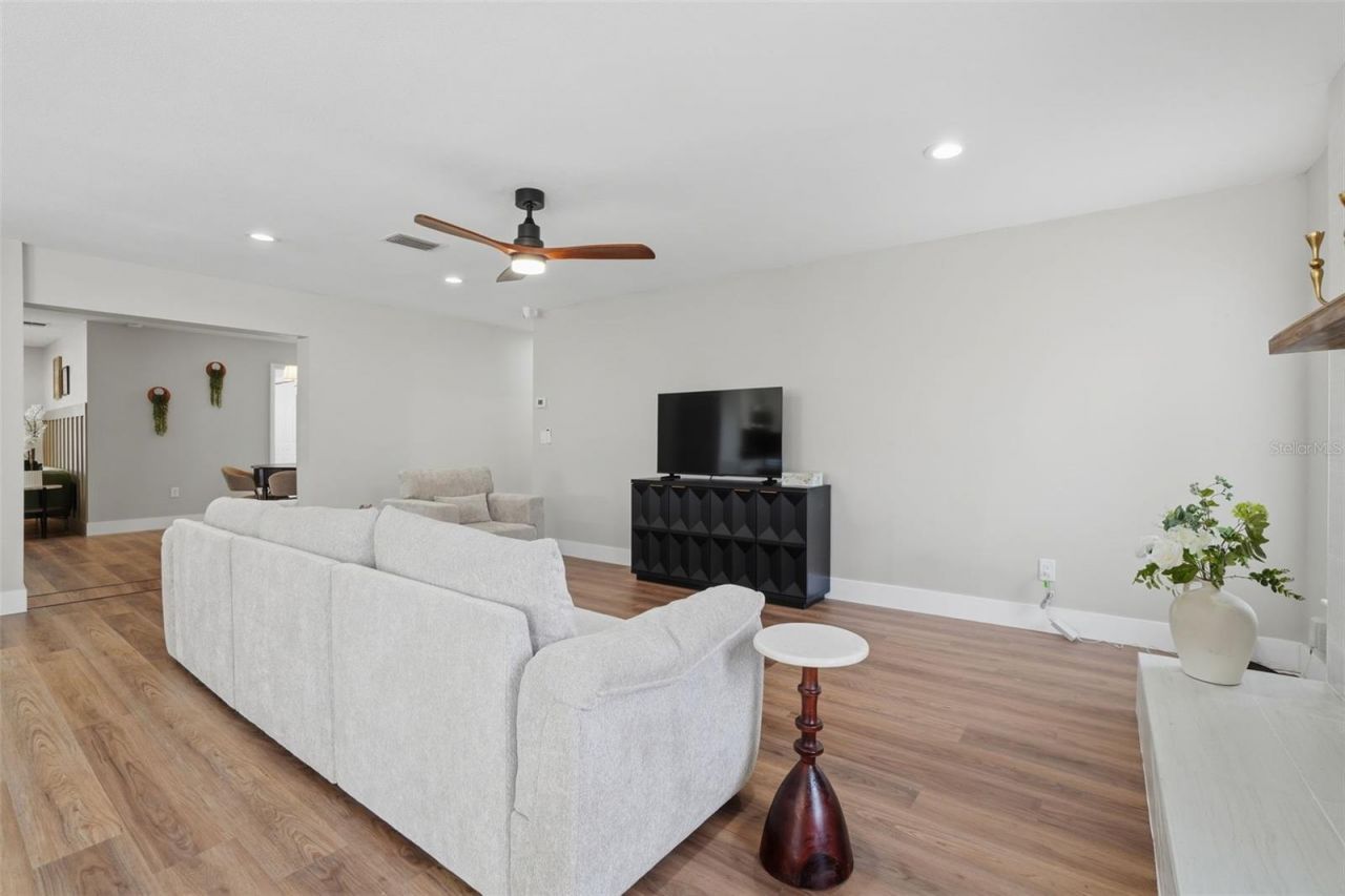 6145 Mary Lynn Court , Orlando, FL 32807 Photo