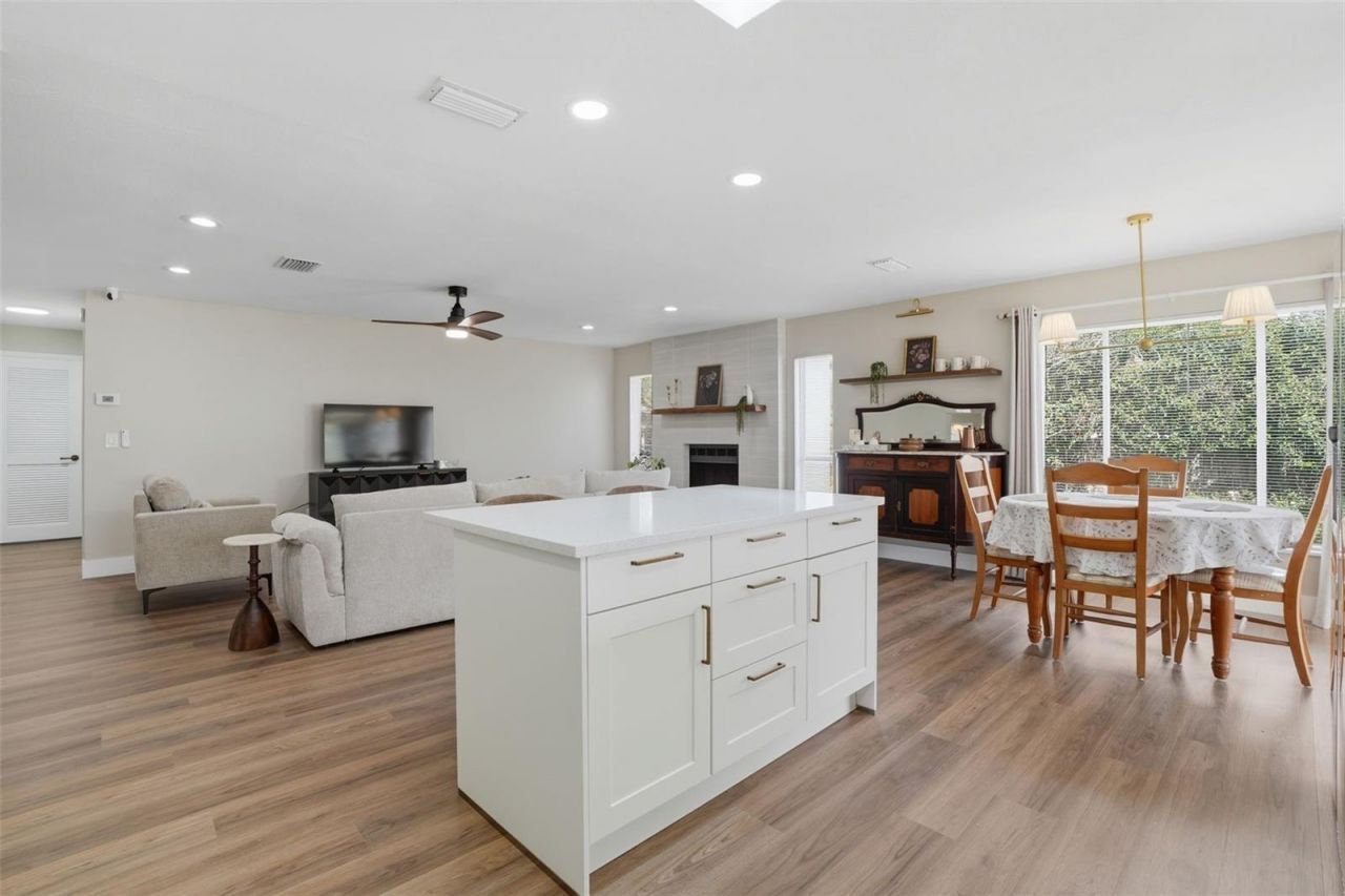 6145 Mary Lynn Court , Orlando, FL 32807 Photo