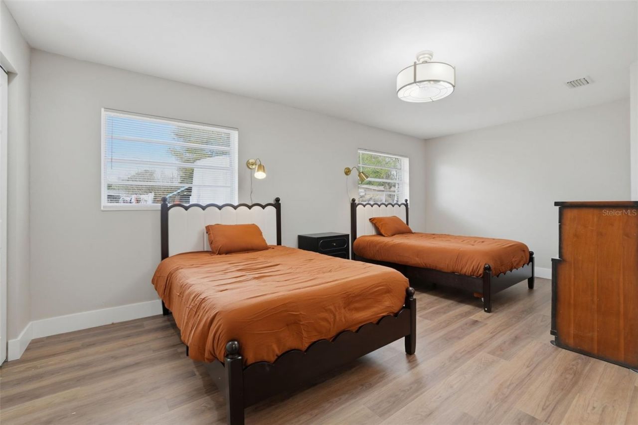 6145 Mary Lynn Court , Orlando, FL 32807 Photo