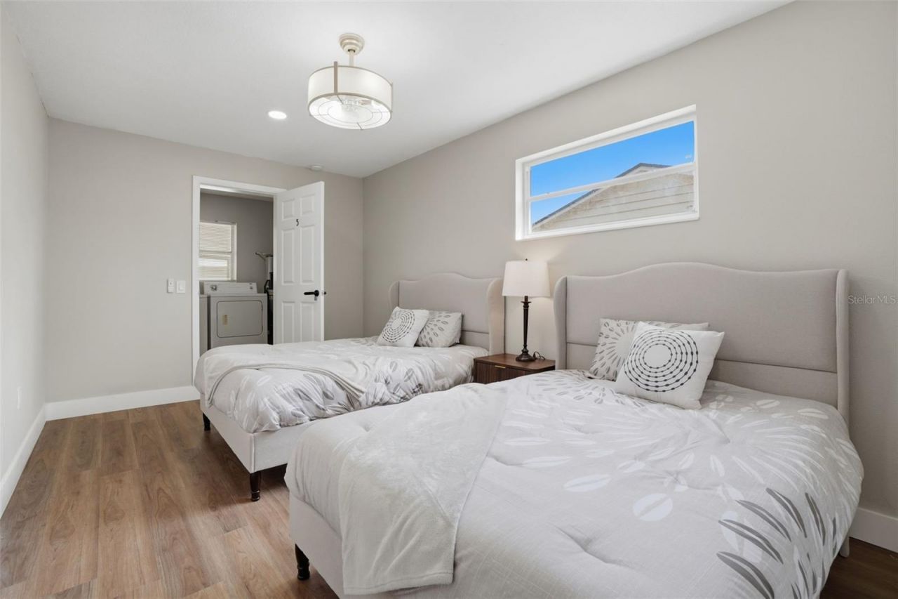 6145 Mary Lynn Court , Orlando, FL 32807 Photo