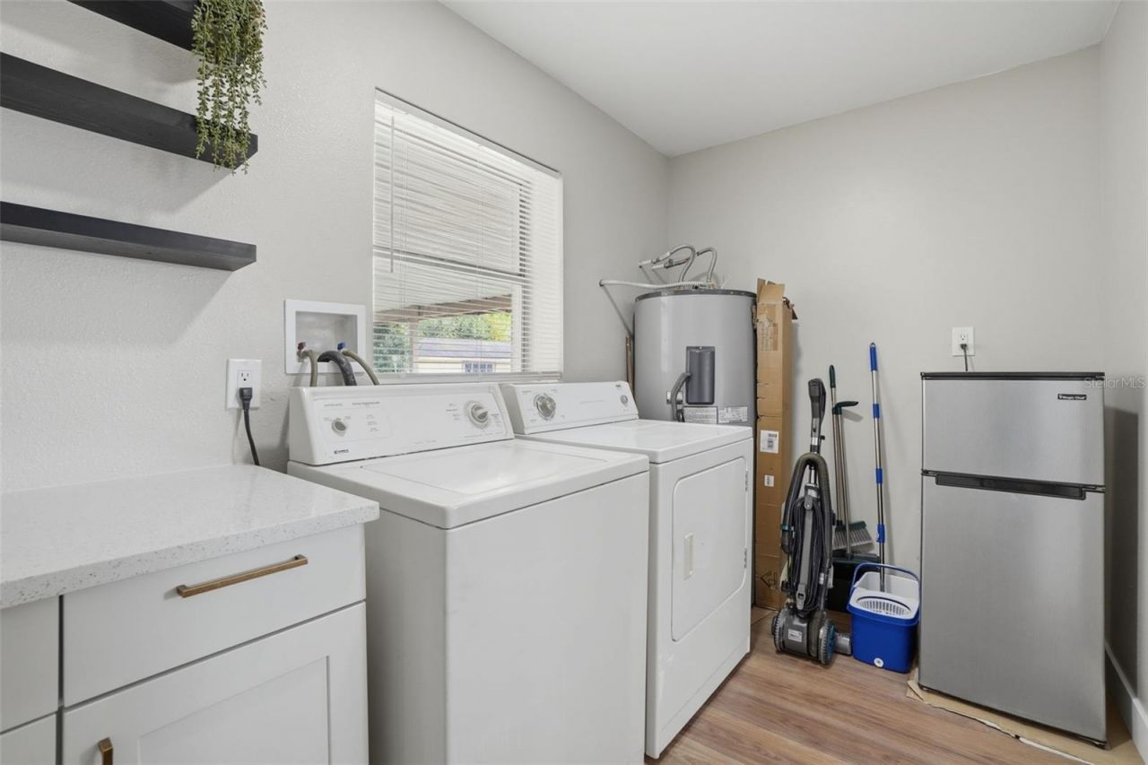 6145 Mary Lynn Court , Orlando, FL 32807 Photo