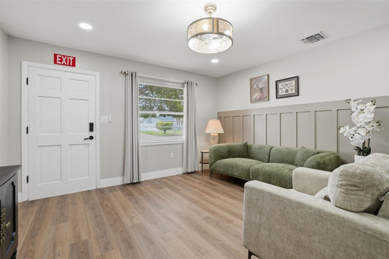 6145 Mary Lynn Court , Orlando, FL 32807 Photo