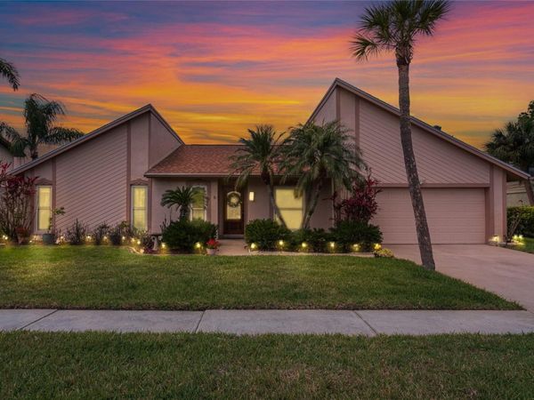 6104 SCHOONER WAY, TAMPA, FL 33615