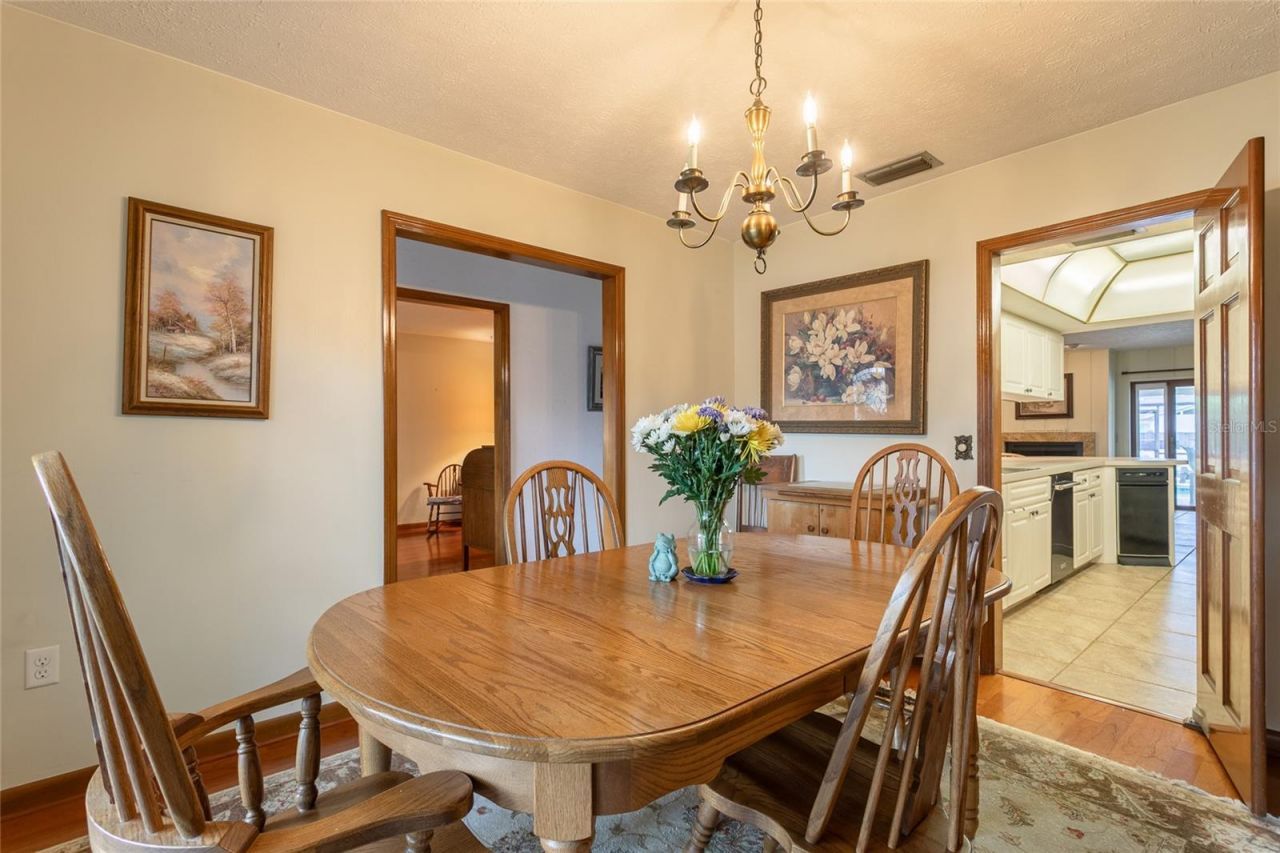 6104 Schooner Way, Tampa, FL 33615 Photo