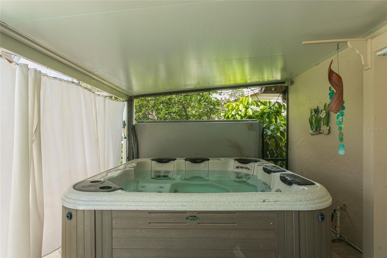 6104 Schooner Way, Tampa, FL 33615 Photo