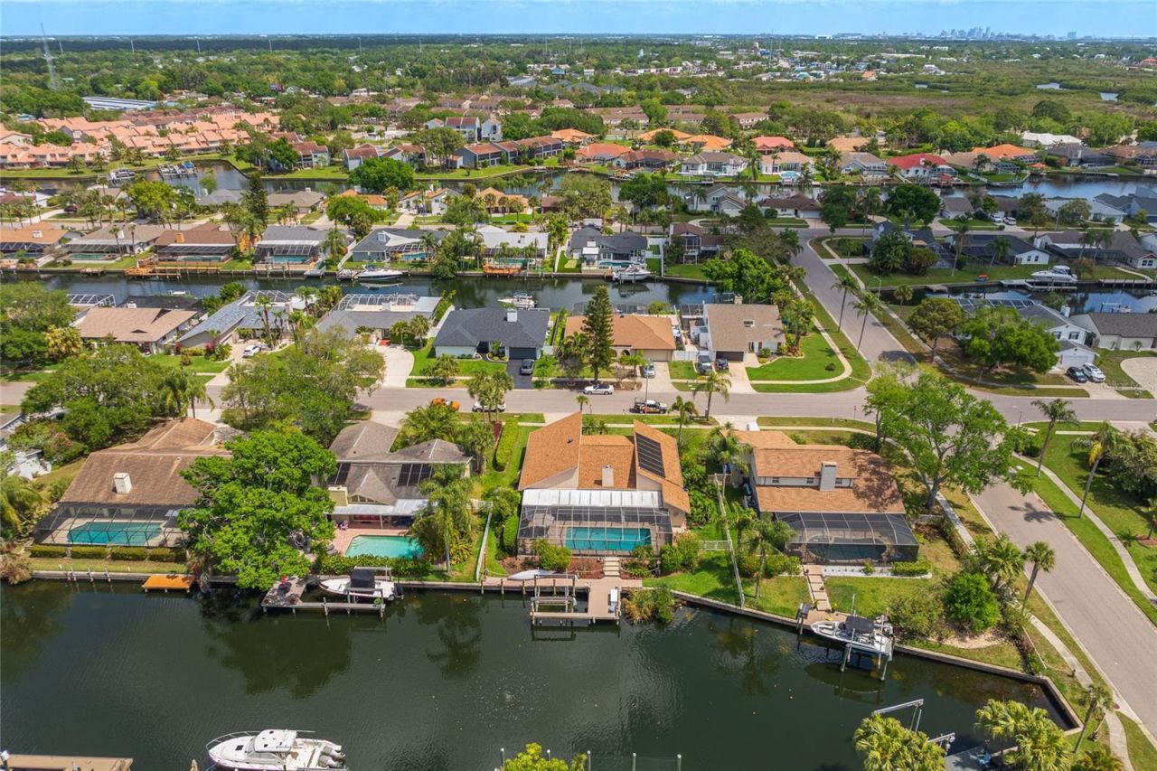 6104 Schooner Way, Tampa, FL 33615 Photo