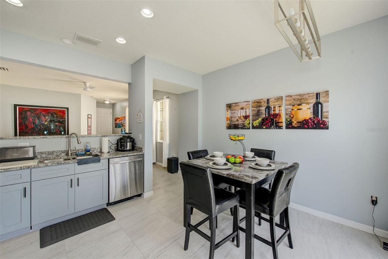 12136 Tree Haven Avenue, Gibsonton, FL 33534 Photo