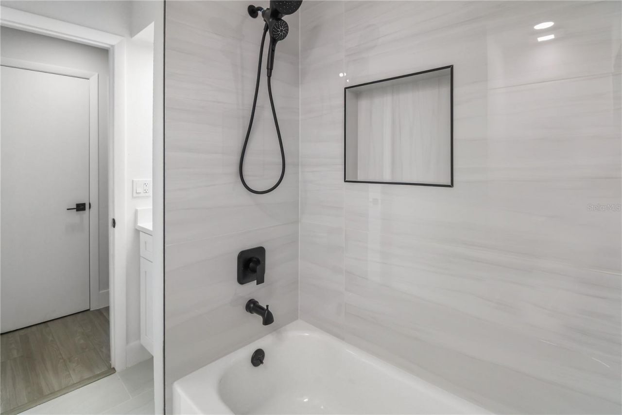 11492 93rd Street , Largo, FL 33773 Photo