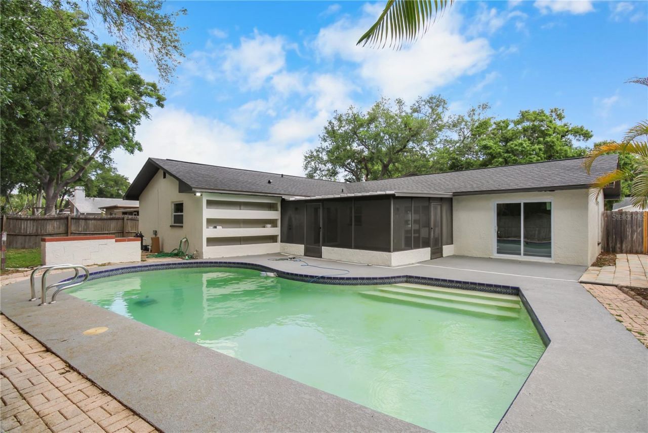 11492 93rd Street , Largo, FL 33773 Photo