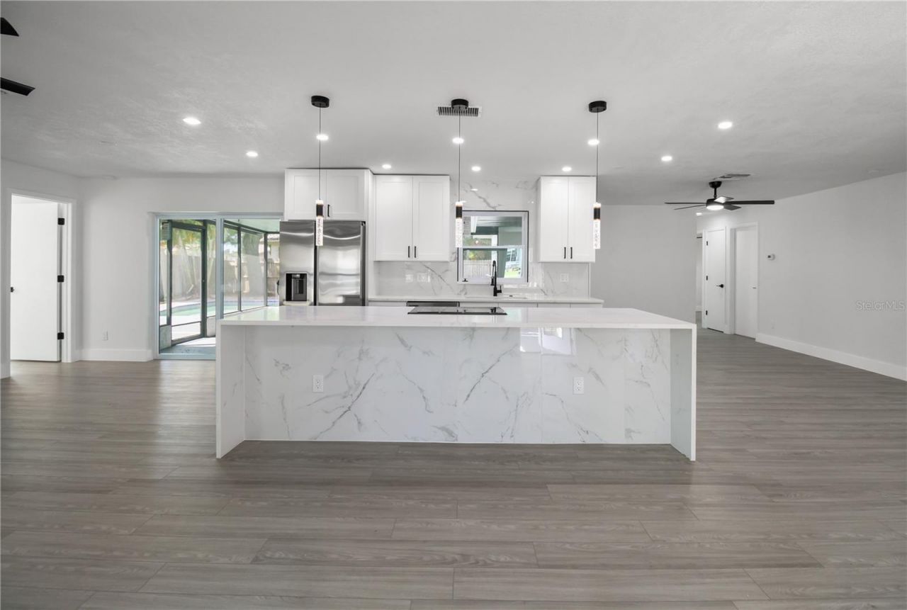 11492 93rd Street , Largo, FL 33773 Photo