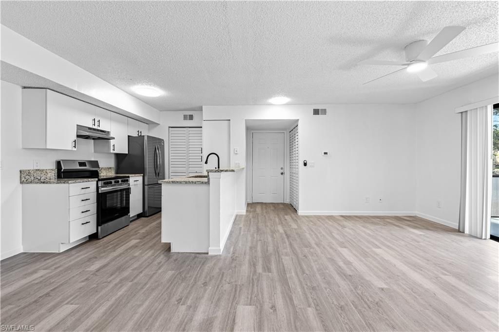 2094 Arbour Walk Cir, Unit 3018, Naples, FL 34109 Photo