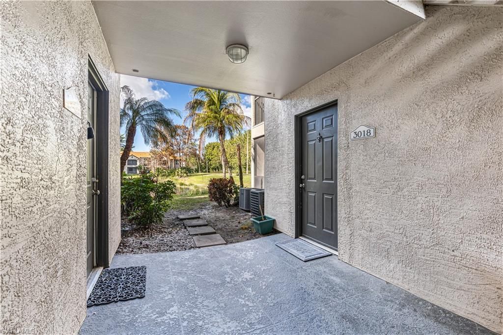 2094 Arbour Walk Cir, Unit 3018, Naples, FL 34109 Photo