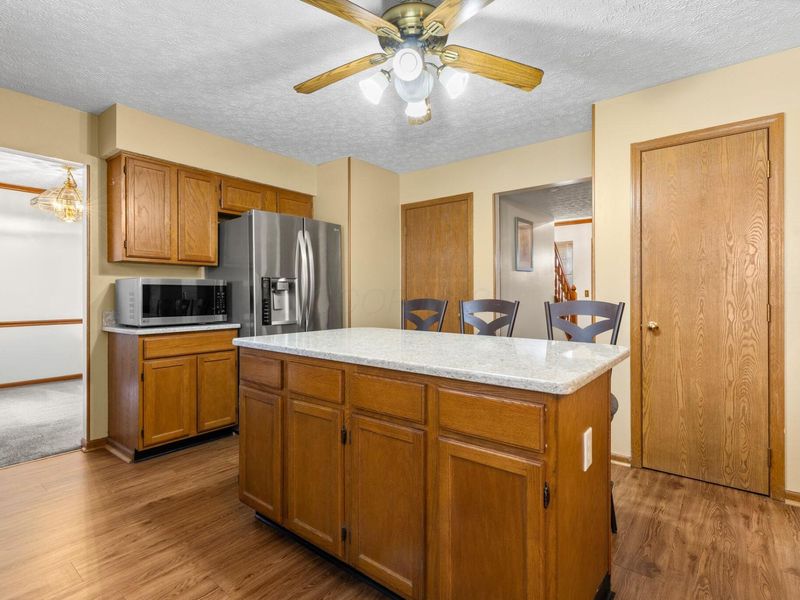 530 Tall Oaks Drive , Gahanna, OH 43230 Photo 6