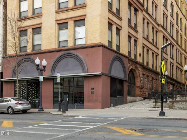 40 Steuben Street, Albany, NY 12207