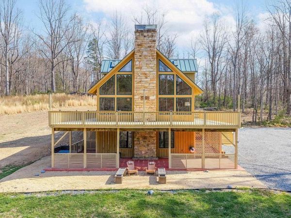 7102 BLACKWELLS HOLLOW RD, CROZET, VA 22932