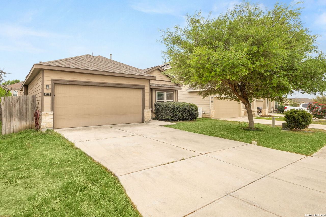 9122 Vondel, Converse, TX 78109 Main Photo