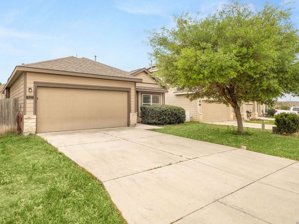9122 Vondel, Converse, TX 78109