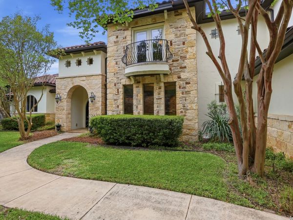 18633 Shadow Canyon, Helotes, TX 78023