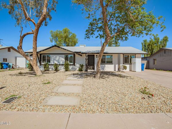 628 E PAPAGO Drive, Tempe, AZ 85288