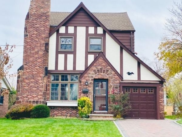 29 Sussex Rd, Clifton, NJ 07012