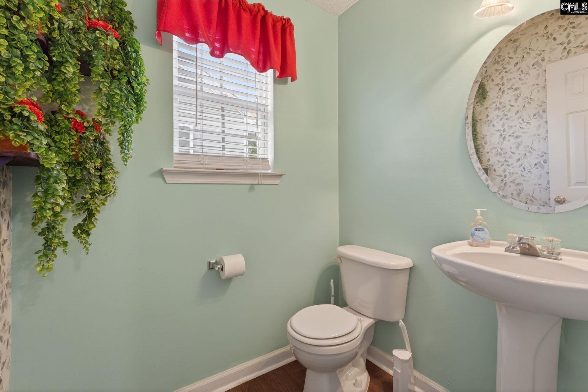 103 Village Way Photo 18