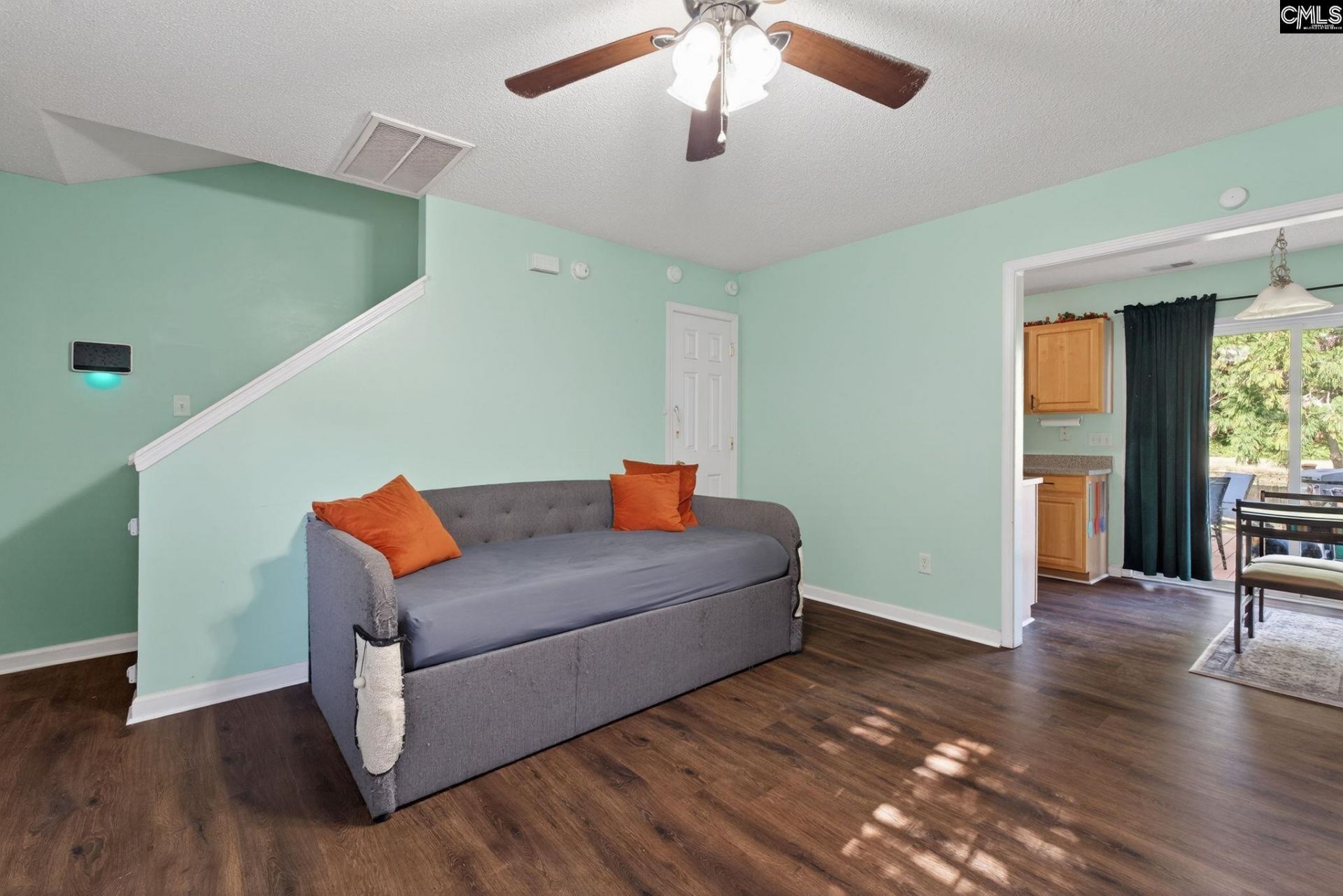 103 Village Way Photo 8