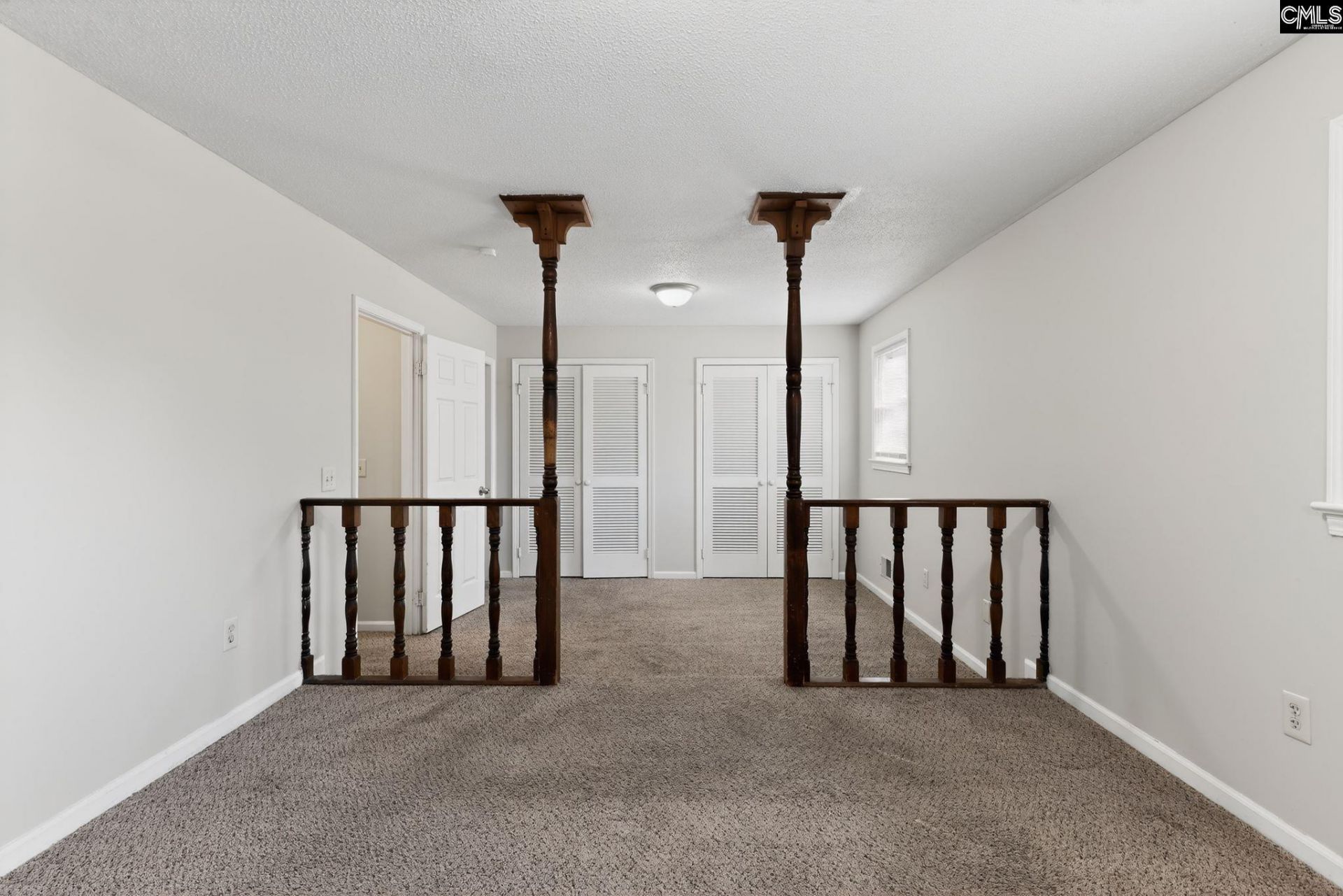 109 Branch Hill Drive  Photo 11