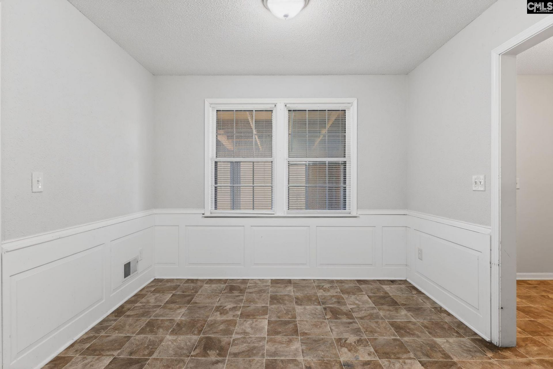 109 Branch Hill Drive  Photo 13