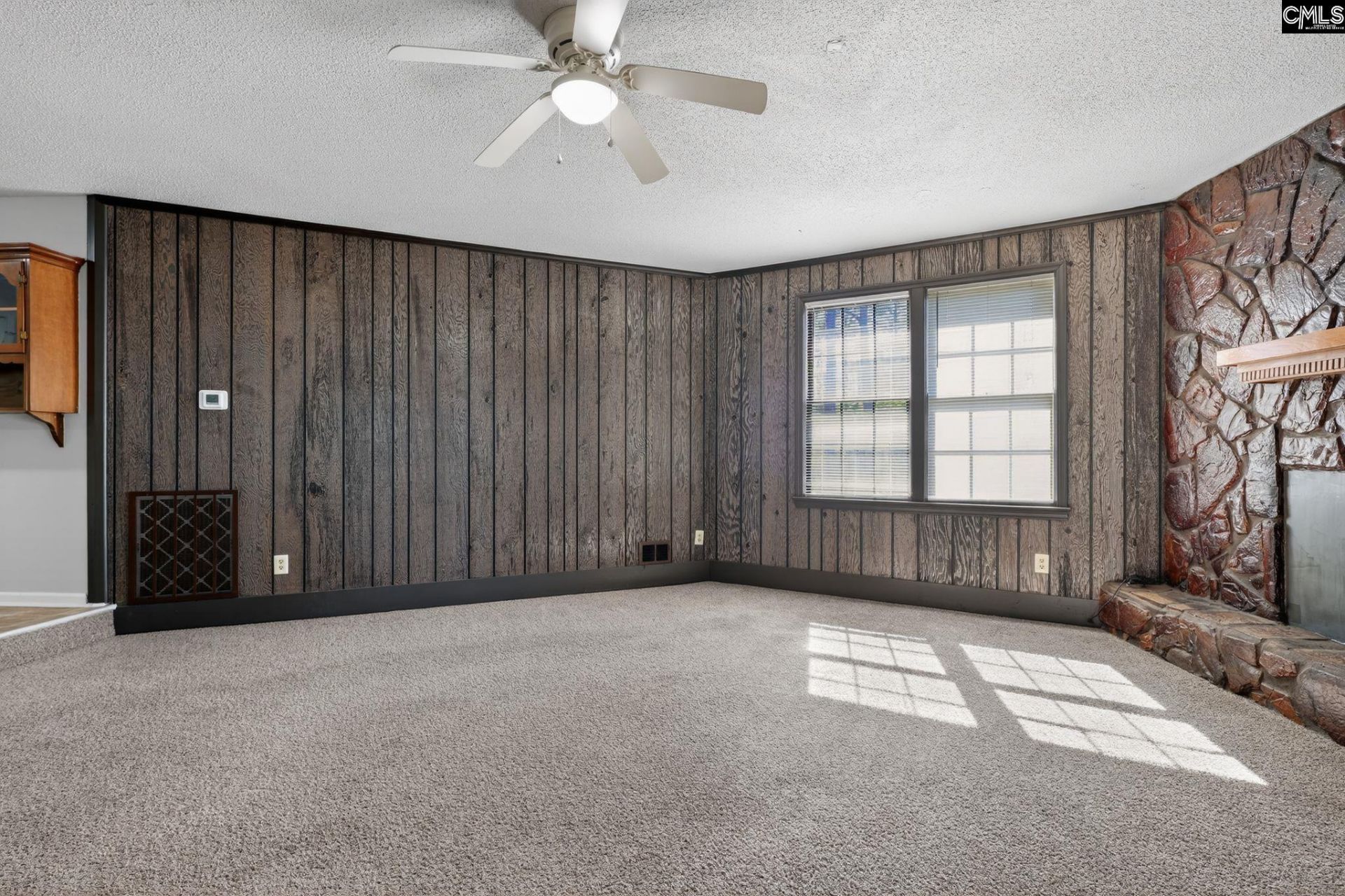 109 Branch Hill Drive  Photo 14