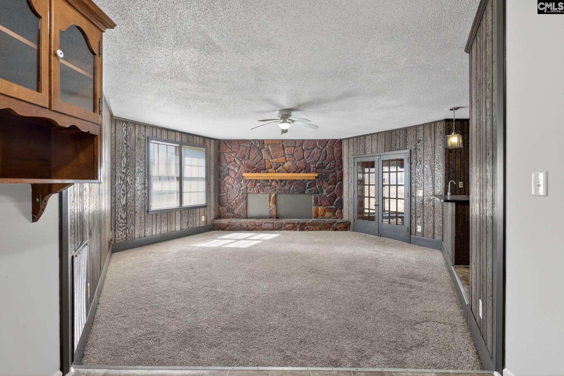 109 Branch Hill Drive  Photo 17