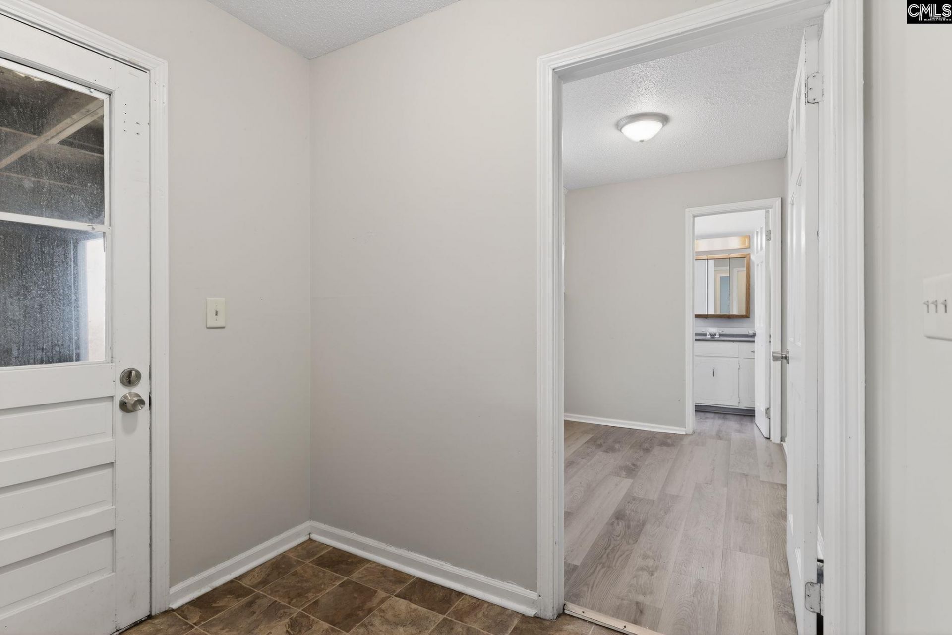 109 Branch Hill Drive  Photo 32